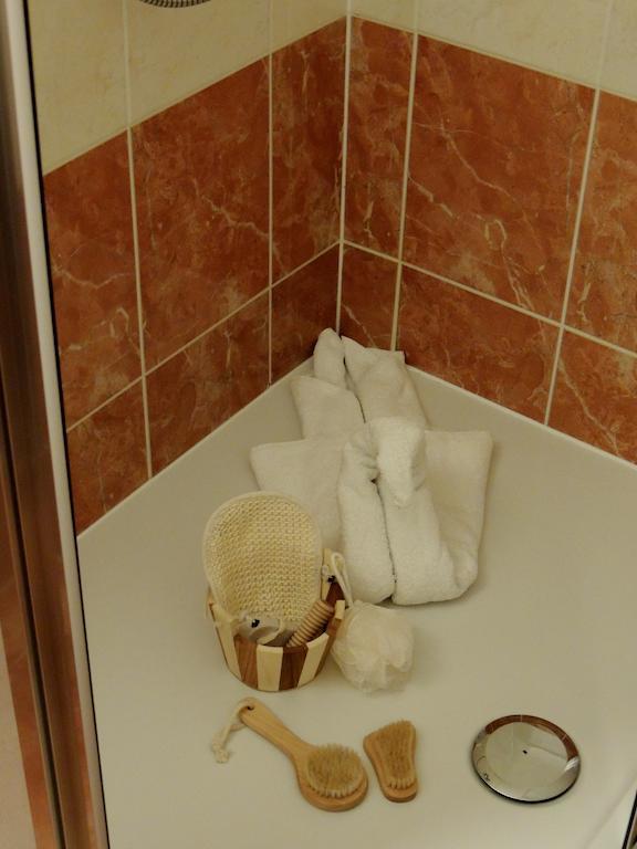 Gaestehaus Regina Uderns Habitación foto